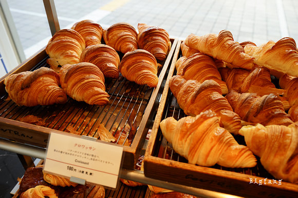 新宿車站必吃 Gontran Cherrier 新宿南口大人氣好吃的可頌麵包 樂活的大方 旅行玩樂學