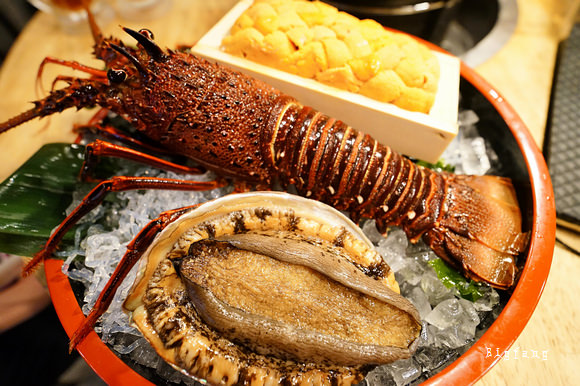 大阪難波千日前美食 海千山千番長裏難波店 頂級日本和牛 海鮮 伊勢龍 炭火烤燒bbq 樂活的大方 旅行玩樂學 大阪難波千日前美食 海千山千番長裏難波店 頂級日本和牛 海鮮 伊勢龍 炭火烤燒bbq 樂活的大方 旅行玩樂學