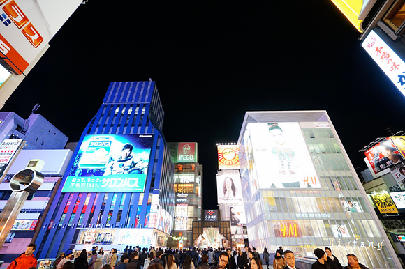 心齋橋道頓堀飯店推薦 大阪難波假日酒店 房間略大 逛街超方便 驚安殿堂2分 一蘭拉麵3分鐘 心齋橋商店街5分鐘 樂活的大方 旅行玩樂學