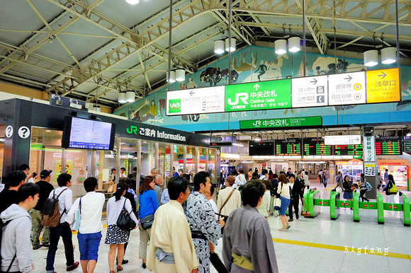 Ueno上野車站交通與環境介紹 Jr上野車站如何搭電車 新幹線 京成電鐵 地鐵 Jr綠色窗口 行李櫃位 樂活的大方 旅行玩樂學 Ueno上野車站交通與環境介紹 Jr上野車站如何搭電車 新幹線 京成電鐵 地鐵 Jr綠色窗口 行李櫃位 樂活的大方 旅行玩樂學