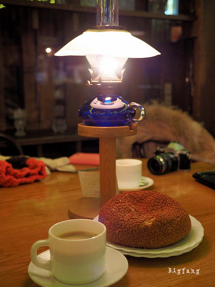 北海道 小樽 北一硝子三號館 很特別很有味道煤油燈喫茶店咖啡館 樂活的大方 旅行玩樂學