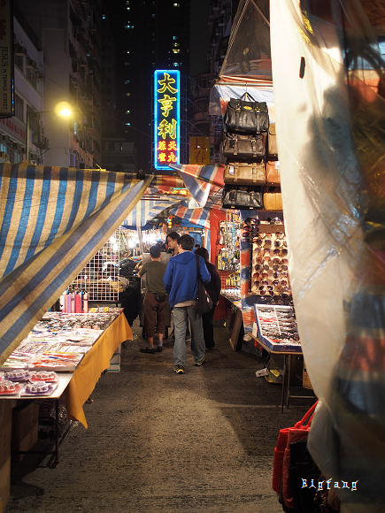 [香港油麻地美食推荐] 庙街夜市 @ 多部电影的取景拍摄地