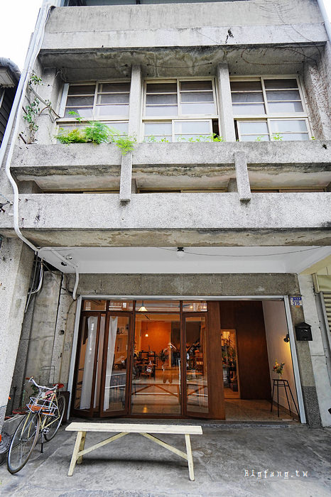 花蓮市 半寓咖啡 美琪乾洗商店
