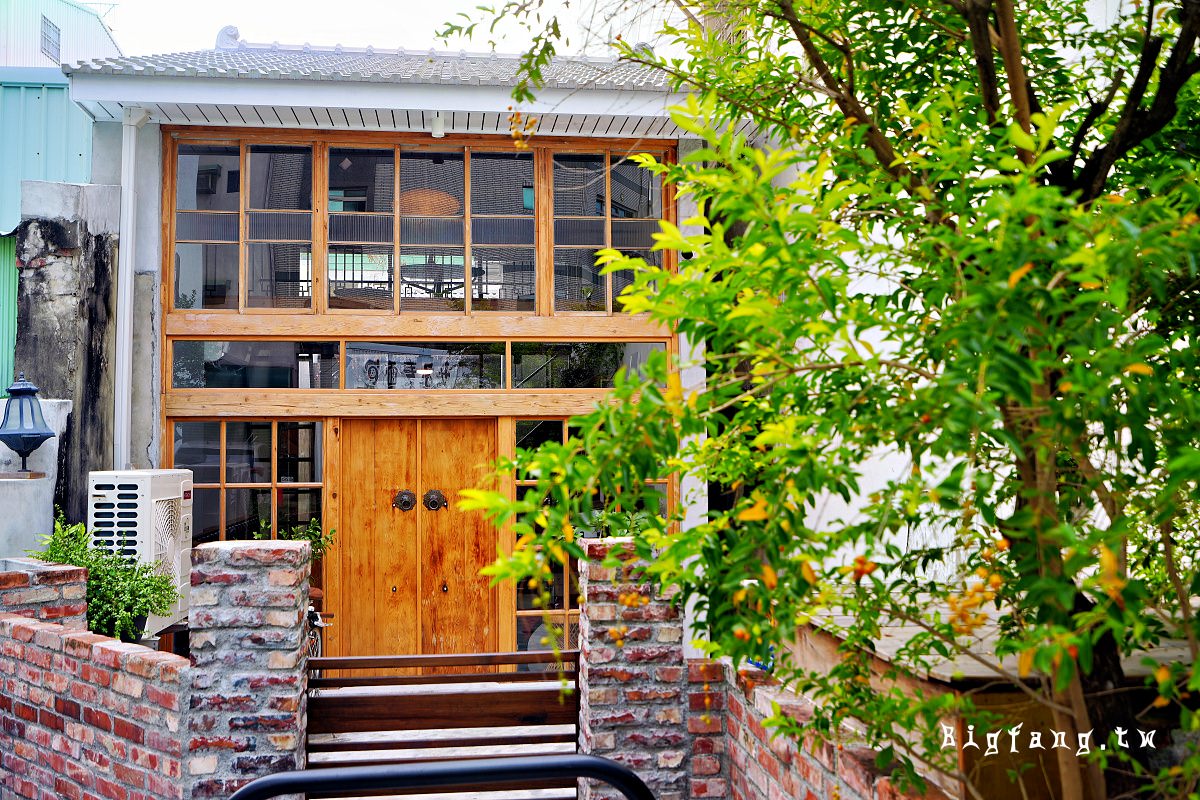 SWALLOW TAINAN 嚥·台南 台南老宅咖啡下午茶甜點酒吧